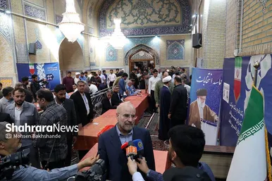 عکس‌هایی از مرحله دوم انتخابات چهاردهمین دوره ریاست‌جمهوری در مشهد (۱)