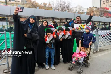 گزارش تصویری | راهپیمایی مردم مشهد در یوم الله ۲۲ بهمن ۲
