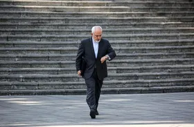 اتمام حجت انتخاباتی ظریف: آمدنم در انتخابات به خیر و صلاح مُلک و ملت نیست