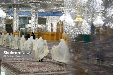 گزارش تصویری | جشن تکلیف دانش آموزان دختر مدارس غیر دولتی در حرم مطهر رضوی