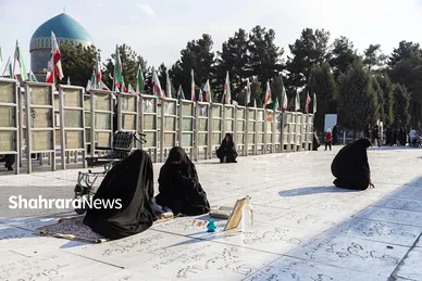 آیین چراغ برات در آرامگاه خواجه ربیع
