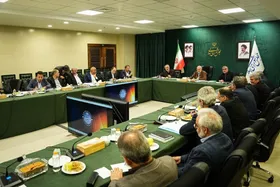 قالیباف در نشست مشترک با ارکان اقتصادی دولت: ارتقای سطح معیشت مردم و نیرو‌های مسلح دو اولویت مهم هستند