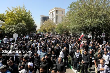 راهپیمایی مردم مشهد در محکومیت اغتشاشات اخیر و تشییع شهدای مدافع امنیت