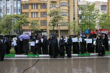 تجمع دانشجویان مشهدی در محکومیت اهانت به قرآن در سوئد‎‎