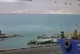 &zwnj;لحظه شهادت سروان سالارپور از پرسنل دریابانی قشم + فیلم