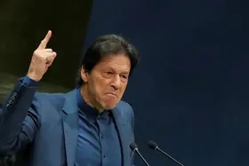 پیروزی غیرمنتظره متحدان عمران خان در انتخابات پاکستان
