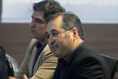 برگی‌زر: حاضرم دست آقای اصولی را ببوسم تا دست از سر فوتبال خراسان بردارد | شترمرغ که نداریم، یا مرغ باشد یا شتر!