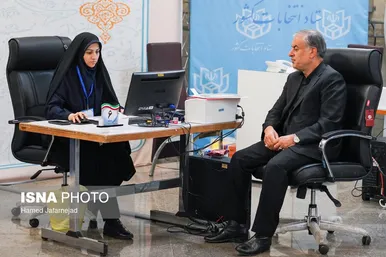 عکس‌هایی از دومین روز ثبت‌نام کاندیدا‌های چهاردهمین دوره انتخابات ریاست‌جمهوری ۱۴۰۳