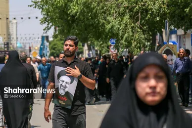 مشهد در ماتم رئیس جمهور شهید (۱)