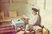غم دلدار فکنده ست به جانم شررى | نگاهی به فقیهانی که شور شعر داشتند با تأمل در سروده‌های امام خمینی (ره)