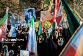 حضور زنان مشهدی در صف اول حماسه‌های شب‌های ایران| وقتی شنیدن صدای پدافند، ایستادگی را افزایش داد