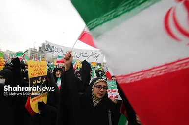 گزارش تصویری حضور باشکوه مردم مشهد در راهپیمایی ۲۲ بهمن