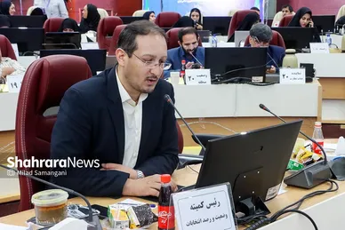 عکس‌هایی از دور دوم انتخابات ریاست جمهوری در مشهد (۵)