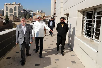 بازدید شهردار مشهد از روزنامه شهرآرا