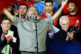 نقدی بر سرود تیم ملی در جام جهانی ۲۰۲۶ با صدای پرواز همای