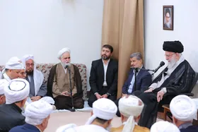 عکس&zwnj;هایی از دیدار جمعی از بزرگان و علمای اهل سنت با رهبر معظم انقلاب