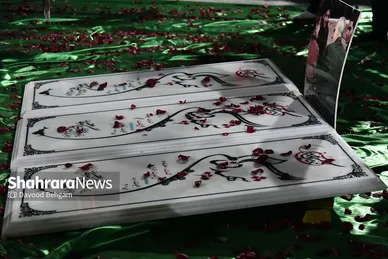 مراسم تدفین پیکر ۳ شهید گمنام در میدان شهدا مشهد