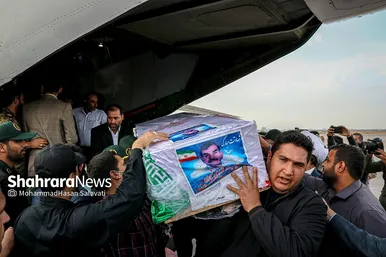 استقبال و تشییع پیکر مطهر شهدای حادثه تروریستی حرم شاهچراغ در مشهد