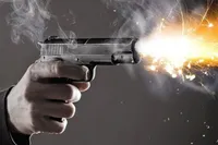 شلیک مرگبار صاحبخانه به سارقان مسلح نقابدار