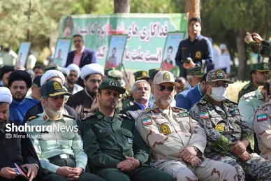 غبارروبی گلزار شهدای فراجا در مشهد