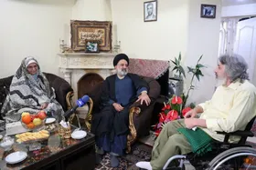 هیئت&zwnj;هایی از طرف رهبر معظم انقلاب با شماری از جانبازان دیدار کردند + عکس