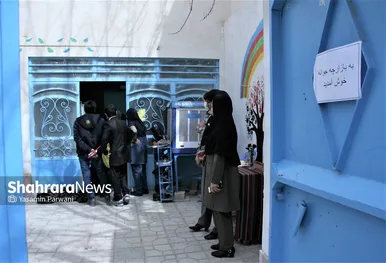 دومین بازارچه فروش دست ساخته‌های دانش‌آموزان مدرسه خودگردان هدایت