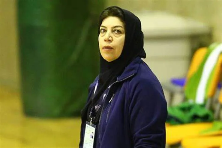 صادقی: بومی بودن دلیل موفقیت تیم والیبال زنان ذوب آهن است|کمپدلی می‌تواند انتخاب‌های خوبی داشته باشد