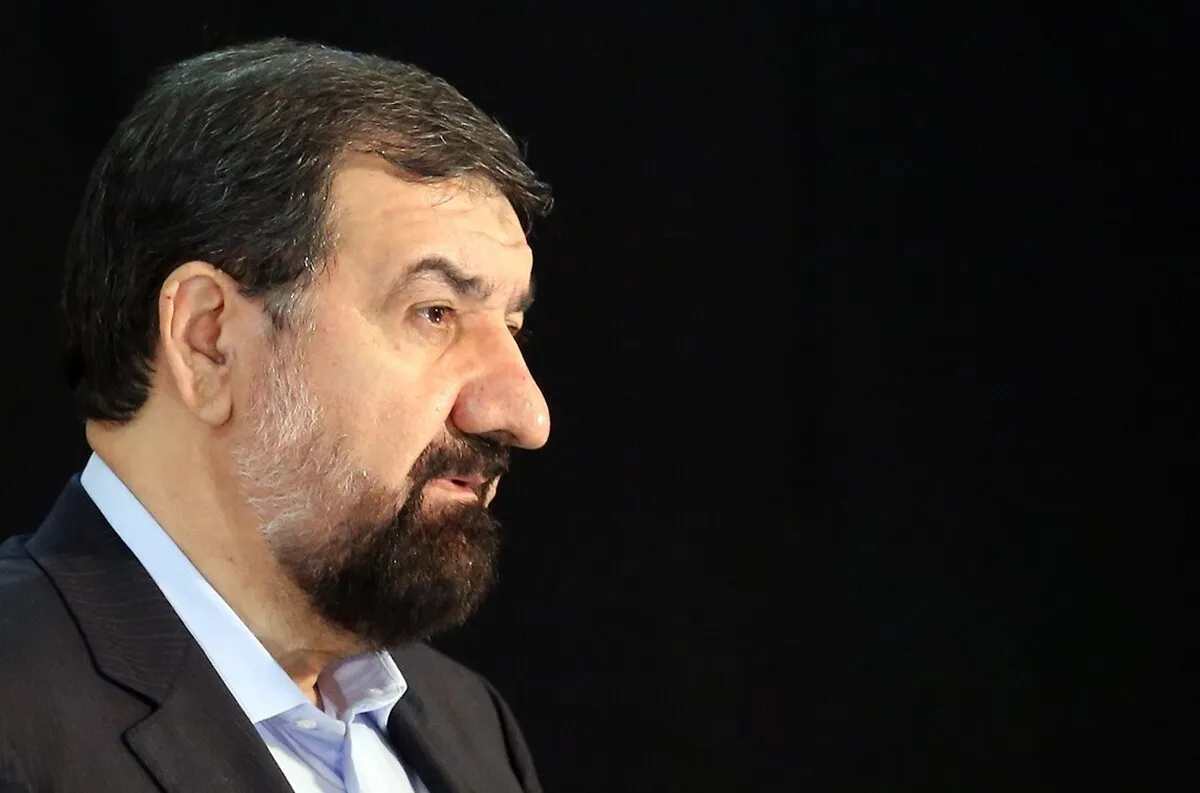 محسن رضایی: آمریکا باید بین پذیرش شروط ایران و تتمه حیثیتش یکی را انتخاب کند