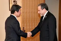 وزیر خارجه ژاپن از گفت‌و‌گو‌های سازنده‌ با ایران خبرداد
