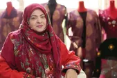خاتون زردوز زرنگار مشهد | میراث‌دار خیاطی قاجار