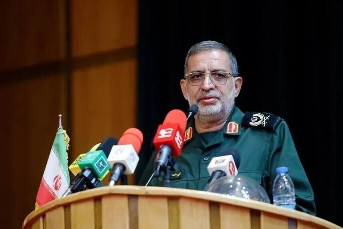 سردار نائینی: سربازان آمریکایی با فرار از پایگاه‌های آمریکا با کوله‌هایشان آواره شهر‌های منطقه شده‌اند