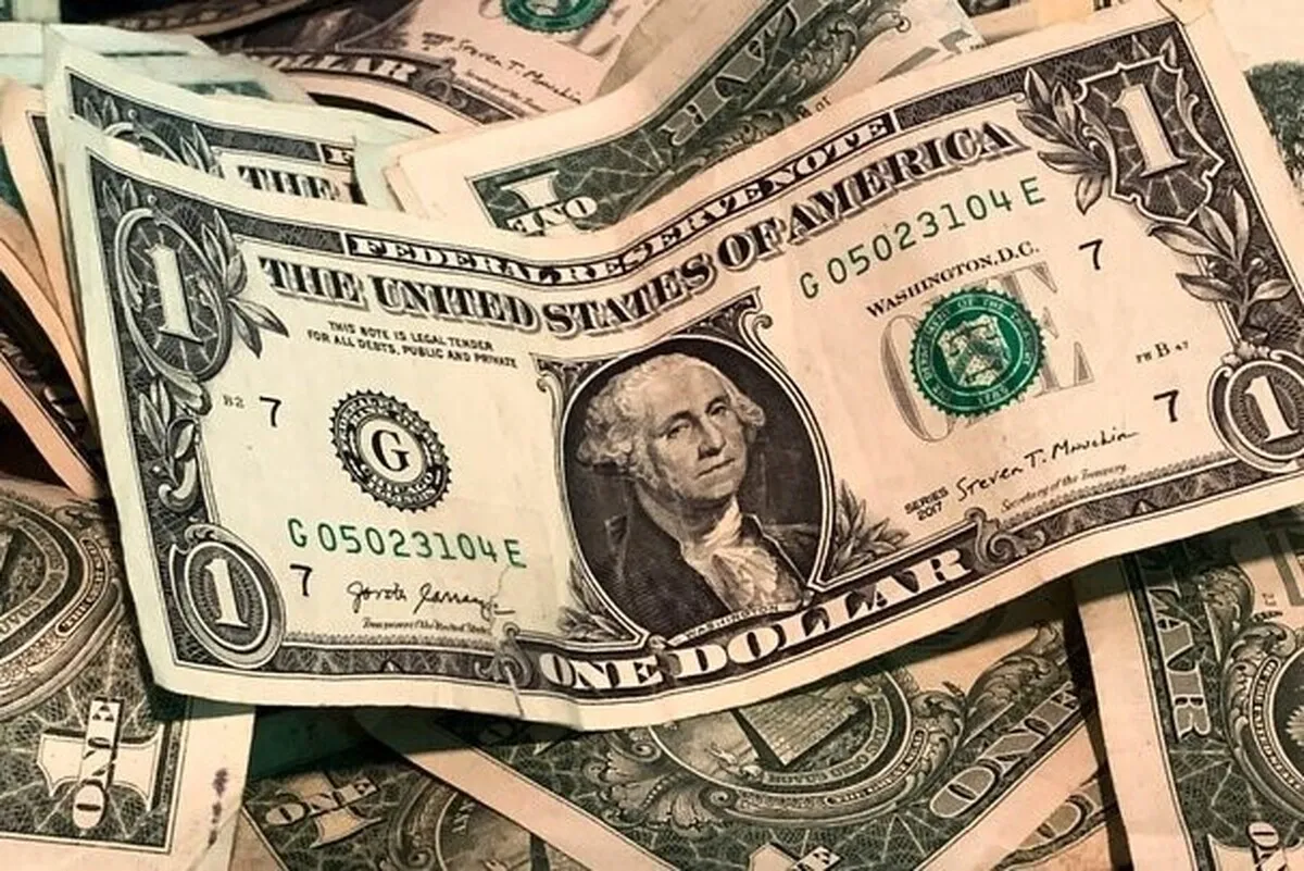 دلار به کانال ۶۴ هزار تومان برگشت (۲۷ فروردین ۱۴۰۳)