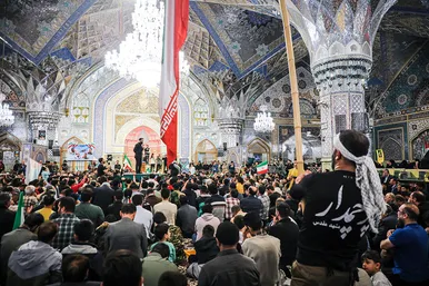 اجتماع مردمی «وعده صادق» در حرم مطهر رضوی