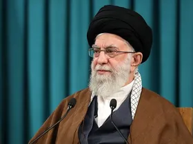 رهبر انقلاب: ما کاشان را به چشم یک منطقه برجسته شناخته&zwnj;ایم