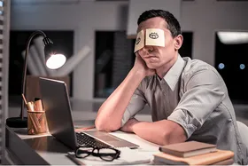 چرا مغز پس از بی&zwnj;خوابی حواس&zwnj;پرتی شما را افزایش می&zwnj;دهد؟