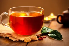 اینفوگرافی| عوارض نوشیدن چای پس از غذا خوردن