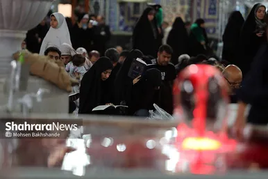 مراسم احیاء شب ۲۳ ماه رمضان در حرم مطهر رضوی