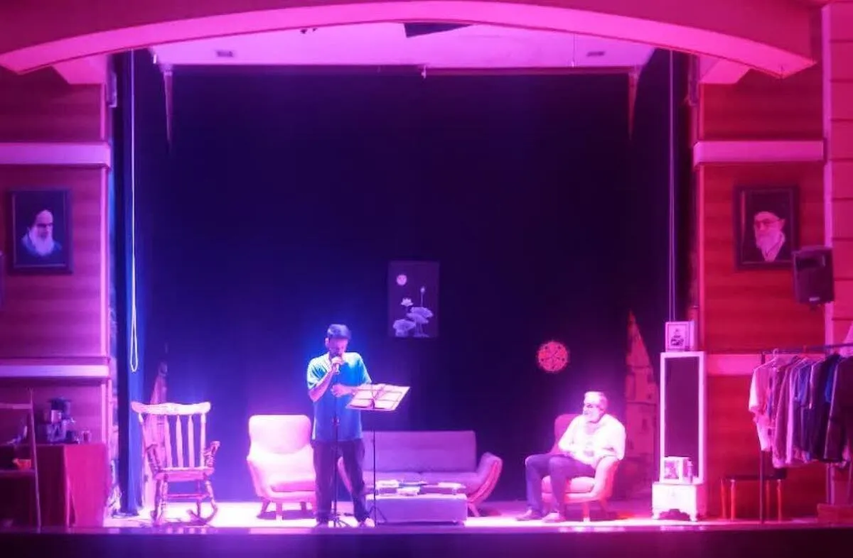 نمایش «زن» در فرهنگسرای ترافیک مشهد اجرا شد | نمایش مشکلات ازدواج و بیکاری جوانان در لباس تئاتر