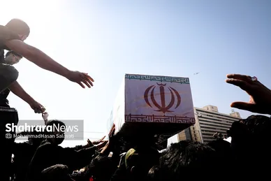 راهپیمایی مردم مشهد در محکومیت اغتشاشات اخیر و تشییع شهدای مدافع امنیت