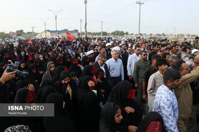 گزارش تصویری | مراسم تشییع پیکر شهدای حمله جنایتکارانه آمریکا به یک مراسم عروسی در شهرستان سیریک - کوهستک