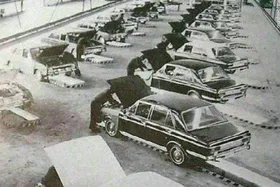 اتومبیل &zwnj;رانی زنان مشهدی