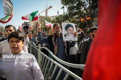 گزارش تصویری | راهپیمایی جمعه «خشم و نصر» در مشهد