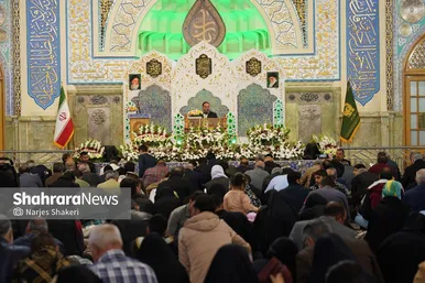 حال‌وهوای حرم مطهر امام‌رضا(ع) در شب میلاد کریم اهل‌بیت(ع)