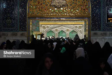حال‌وهوای حرم مطهر امام‌رضا(ع) در شب میلاد کریم اهل‌بیت(ع)