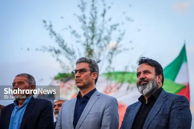 گزارش تصویری | رونمایی از یادمان شهدای بوستان‌های خورشید و اردیبهشت در مشهد
