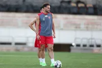 بی توجهی ارونوف به توصیه مربیان پرسپولیس