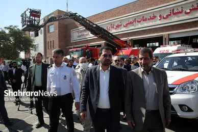 رژه ناوگان خودرویی آتش نشانی مشهد