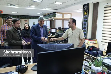گزارش تصویری | بازدید مدیران استانی و شهری از موسسه فرهنگی شهرآرا به مناسبت روز خبرنگار - ۲