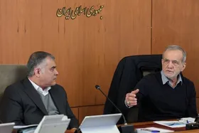 پزشکیان: راه&zwnj;اندازی سامانه رصد پروژه&zwnj;های کلان انرژی باید تسریع شود