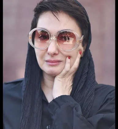 عکس‌هایی از حضور هنرمندان در مراسم یادبود رضا داوودنژاد